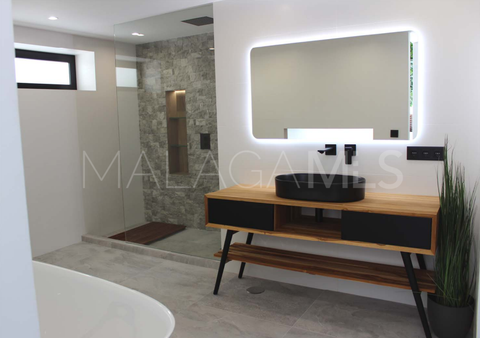 Villa for sale in Marbella Est