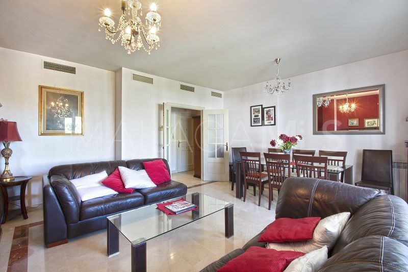 Lägenhet for sale in Nueva Andalucia
