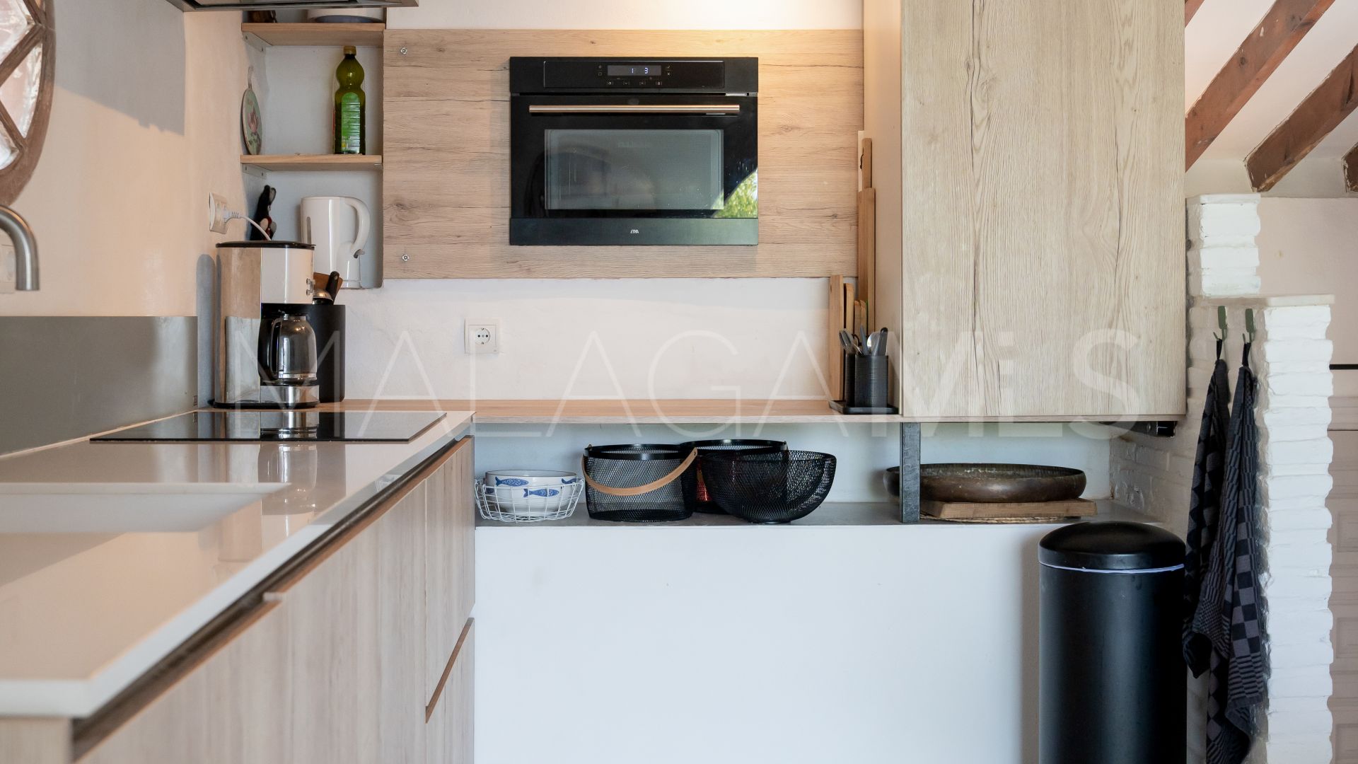 2 bedrooms Estepona villa for sale
