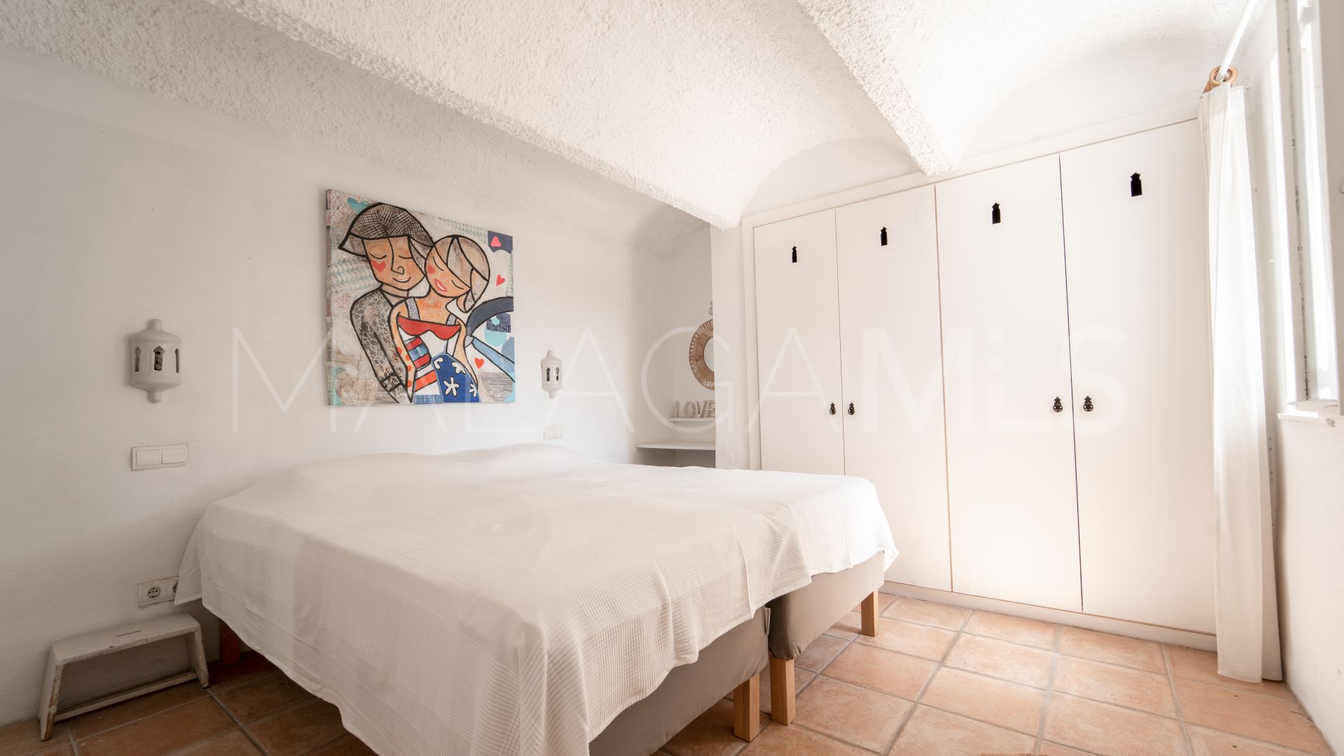 2 bedrooms Estepona villa for sale