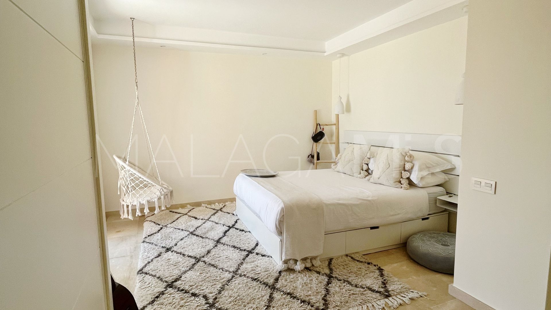 4 bedrooms penthouse for sale in Los Granados de Duquesa