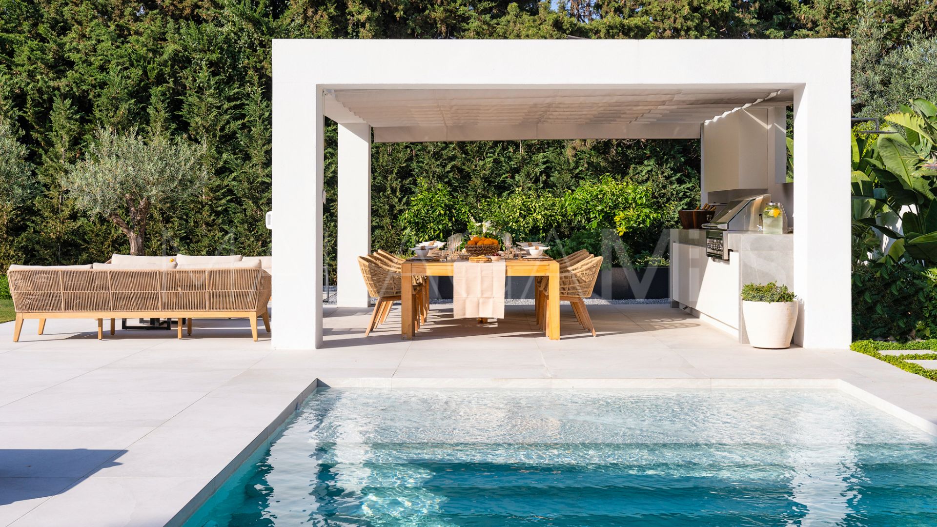 Villa a la venta in Marbella