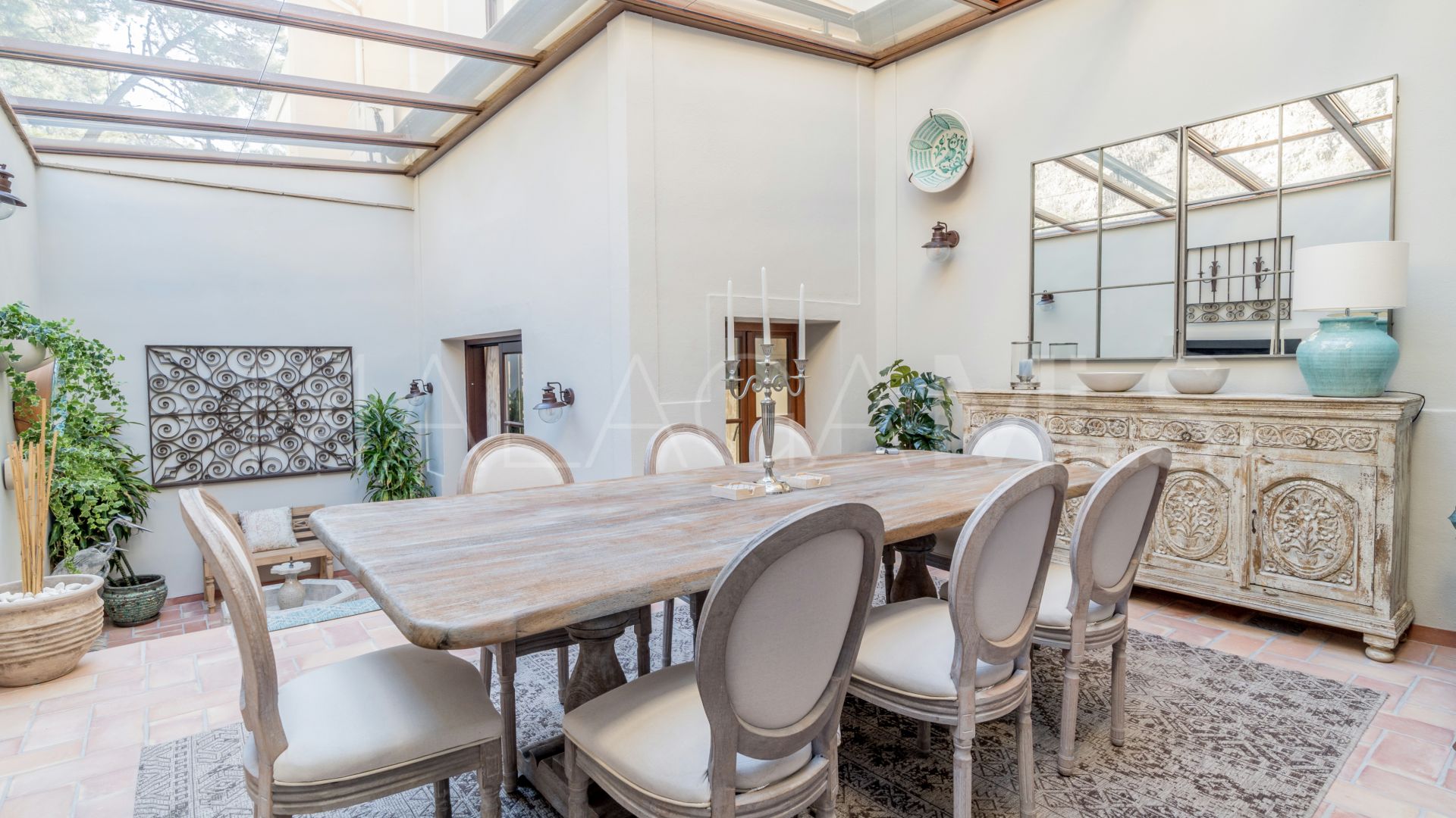 Villa for sale in Marbella