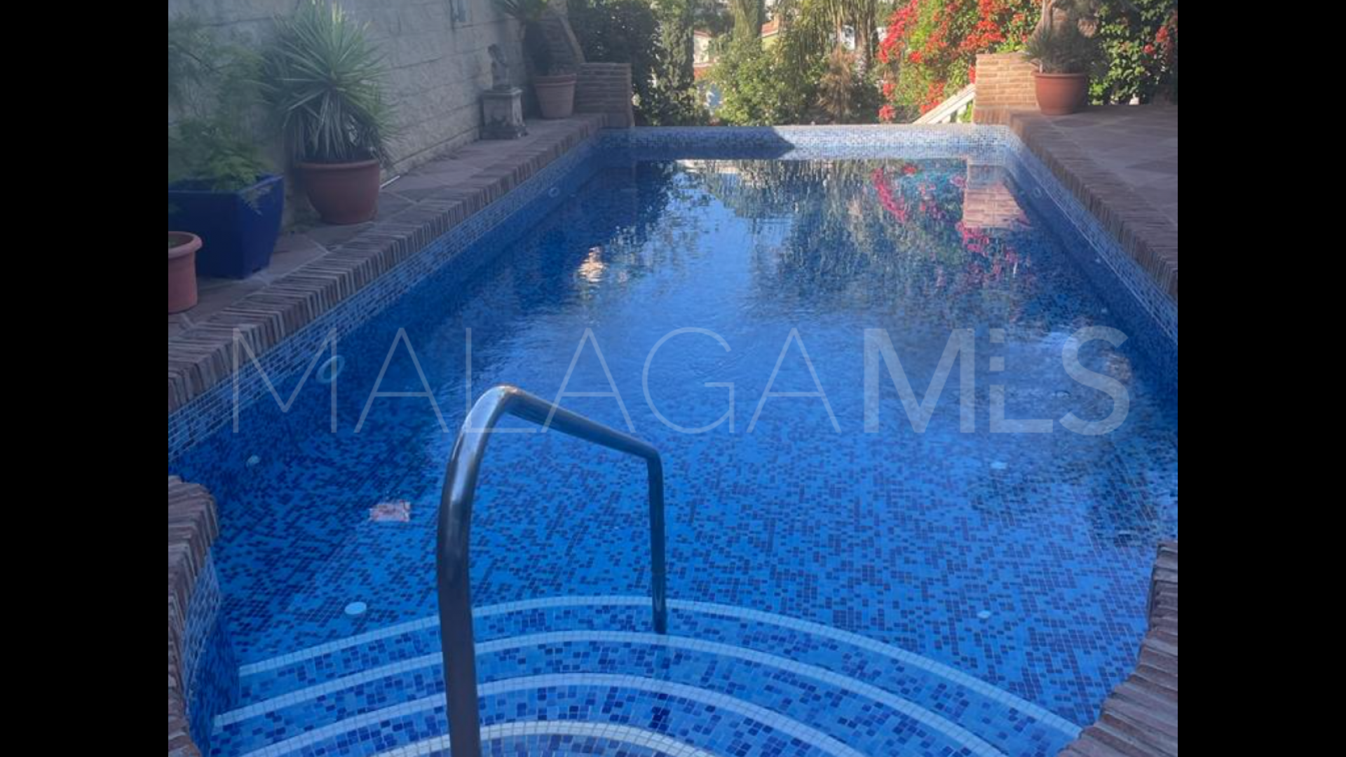For sale Nueva Andalucia house with 4 bedrooms