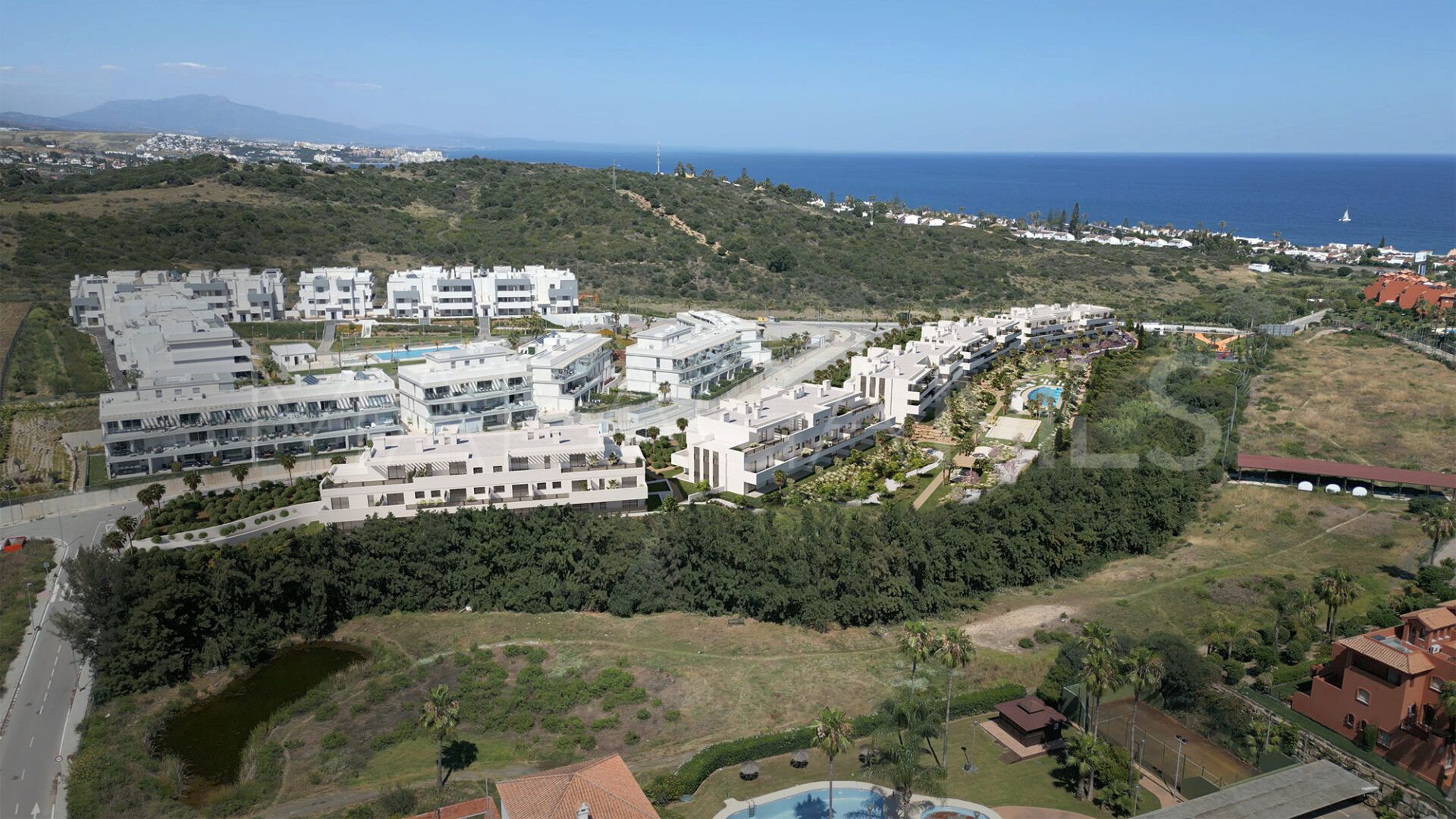 Estepona, apartamento for sale with 3 bedrooms