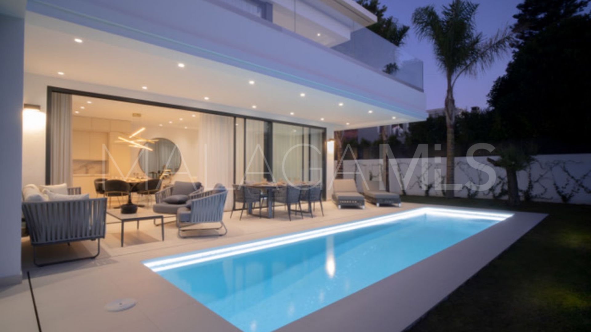 Villa for sale in Marbella Golden Mile