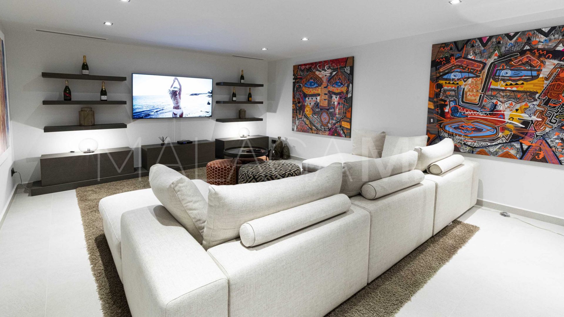 Villa for sale in Mijas Costa