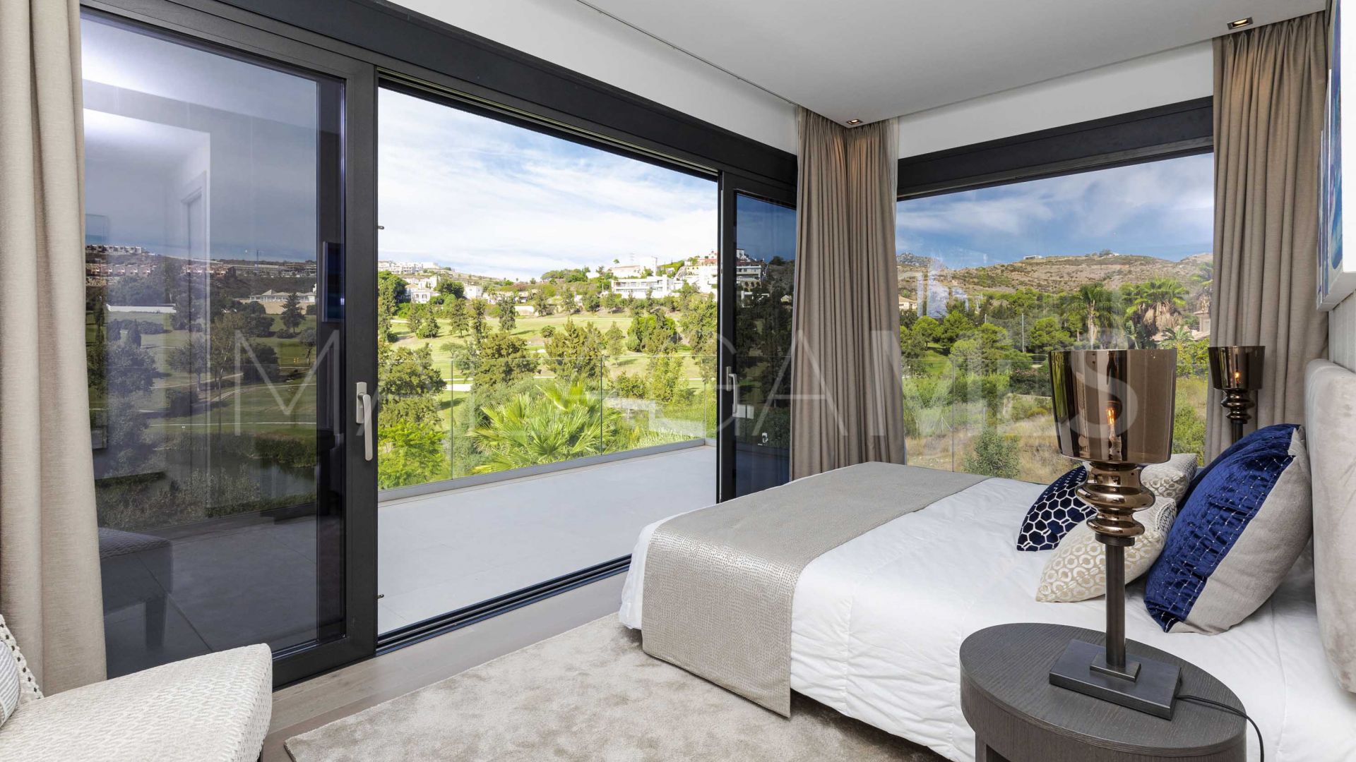 Villa for sale in Mijas Costa