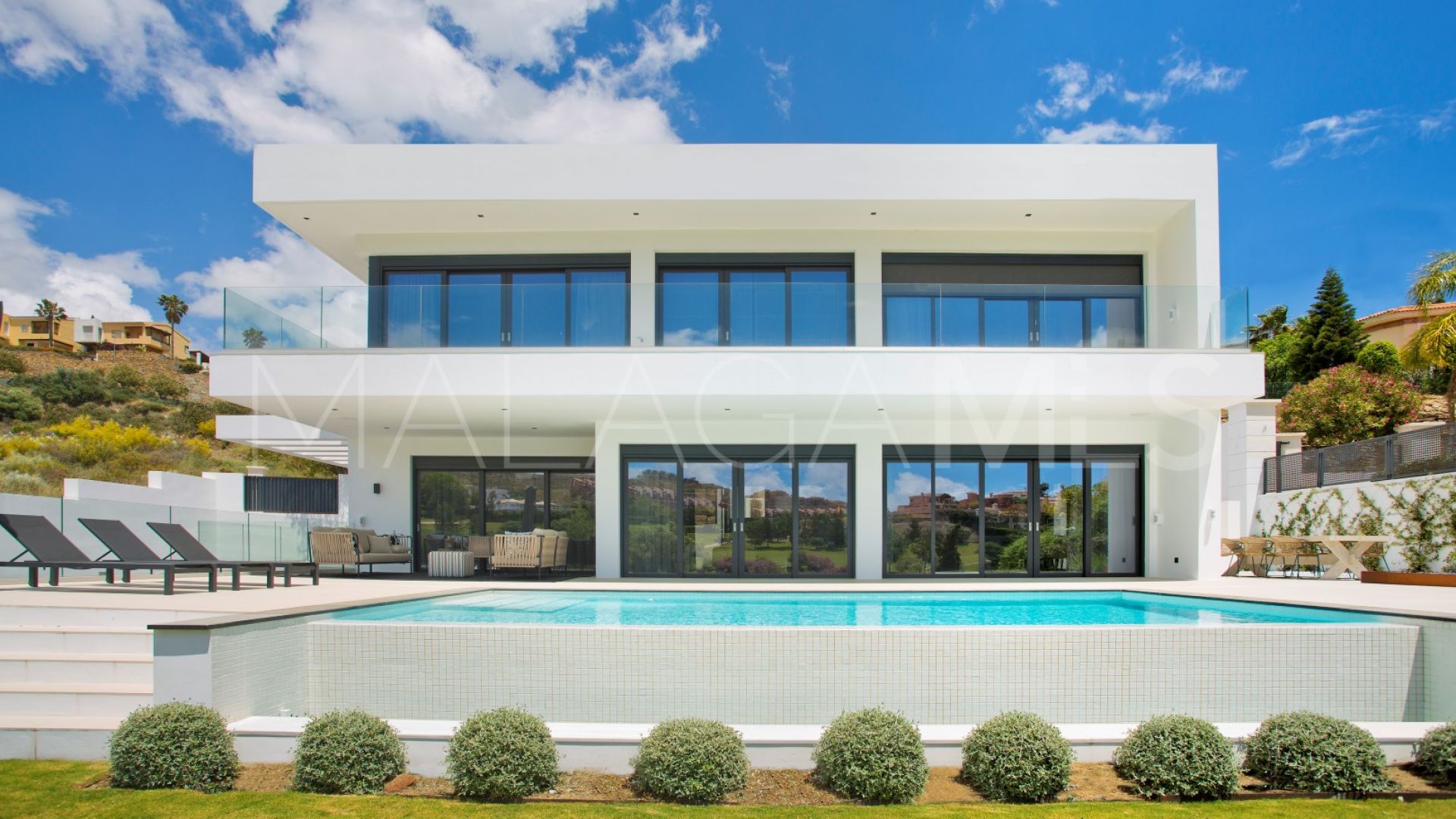 Villa for sale in Mijas Costa