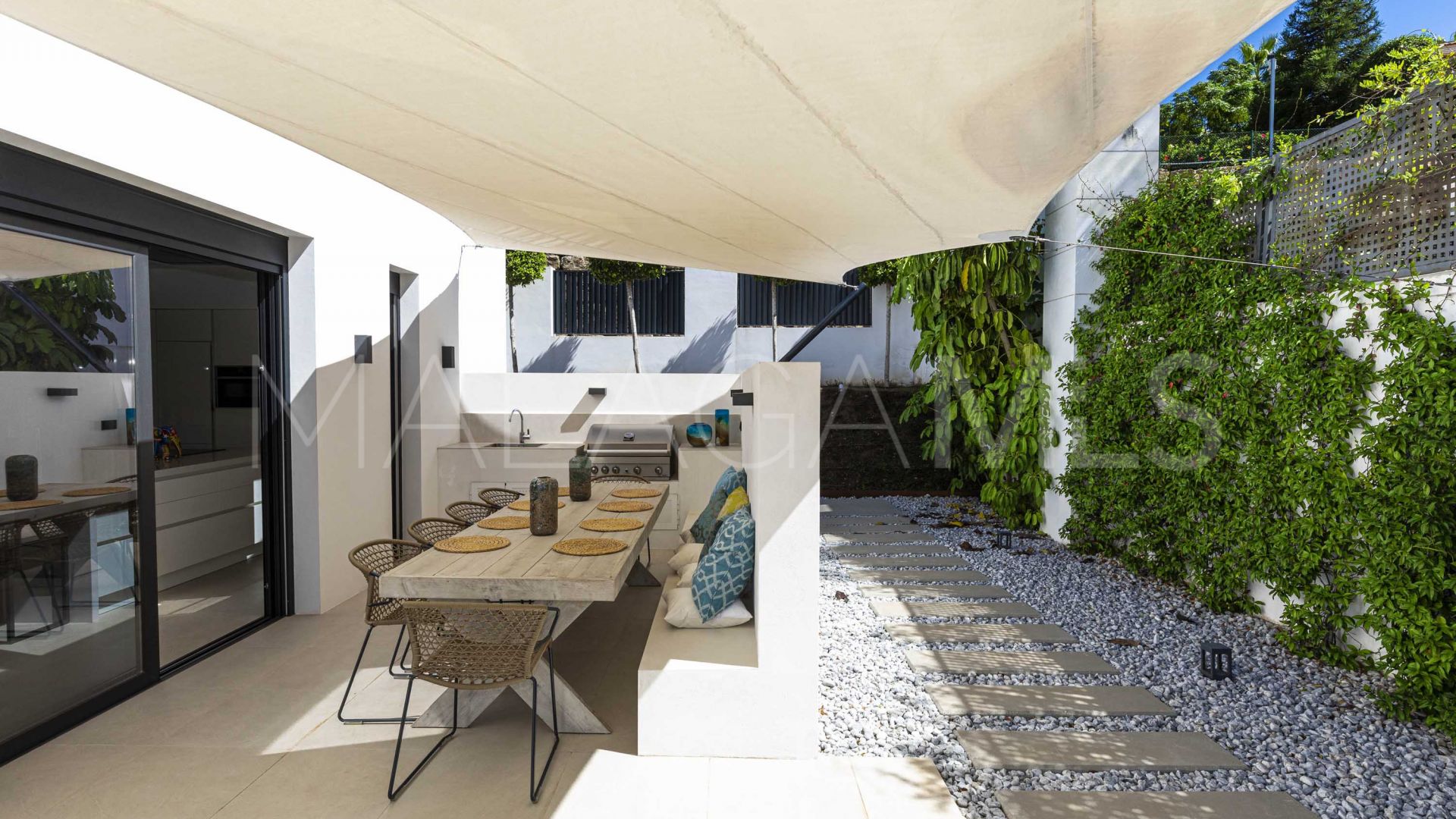 Villa for sale in Mijas Costa