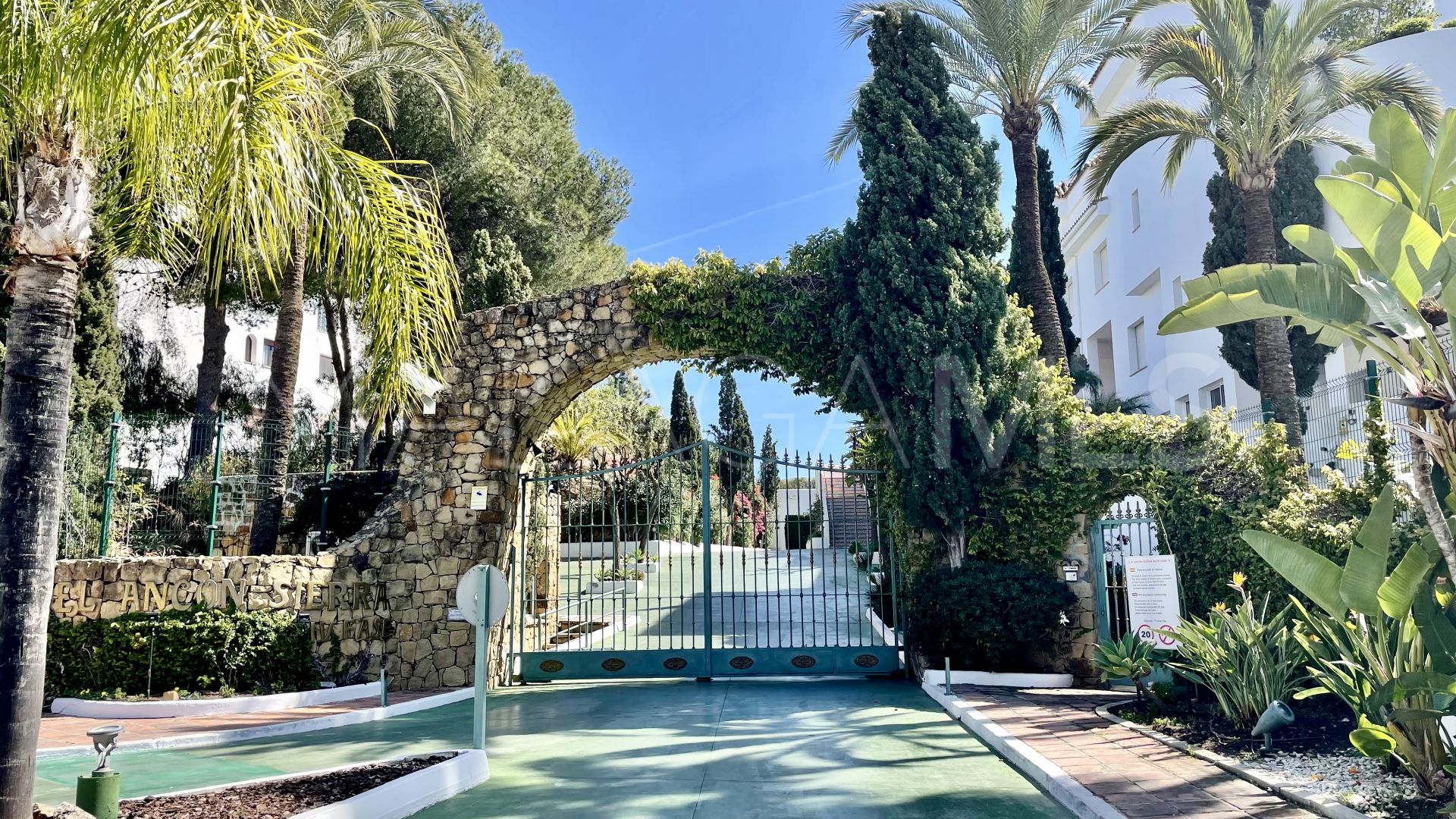 Penthaus for sale in Marbella Goldene Meile