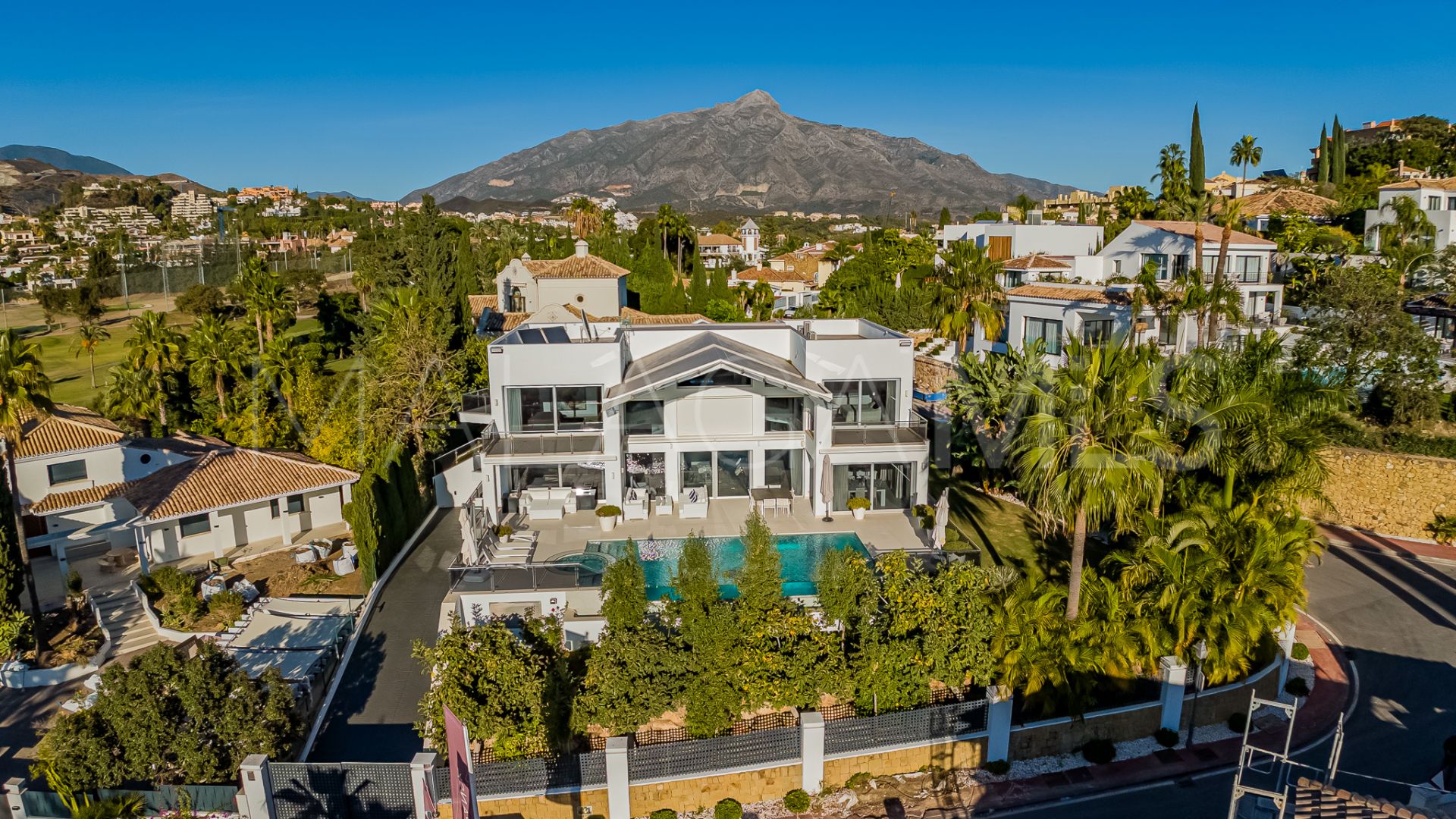 Marbella, villa for sale de 5 bedrooms