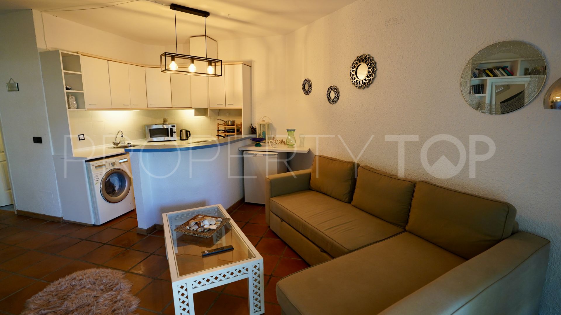 Buy Nueva Andalucia apartment with 2 bedrooms