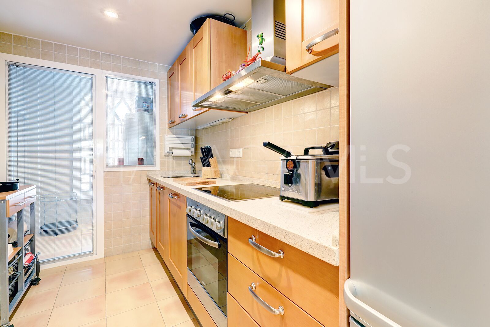 Apartamento for sale with 3 bedrooms in Benahavis