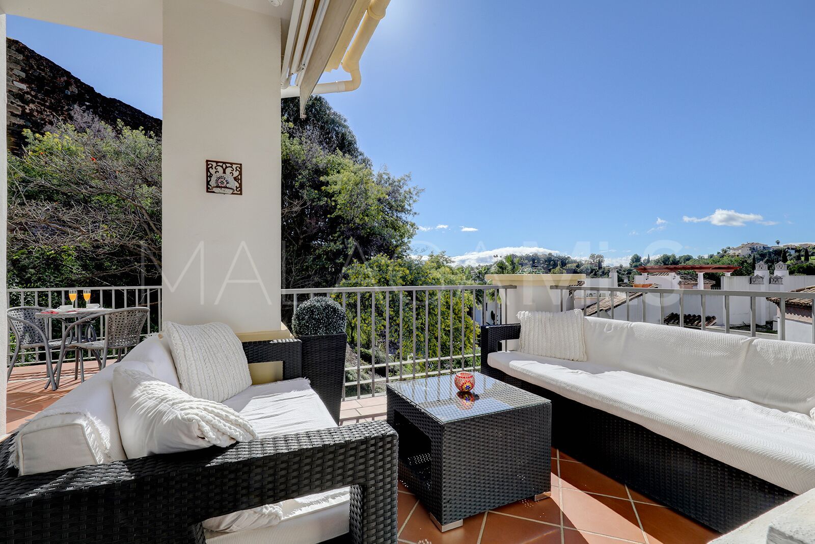 Apartamento for sale with 3 bedrooms in Benahavis