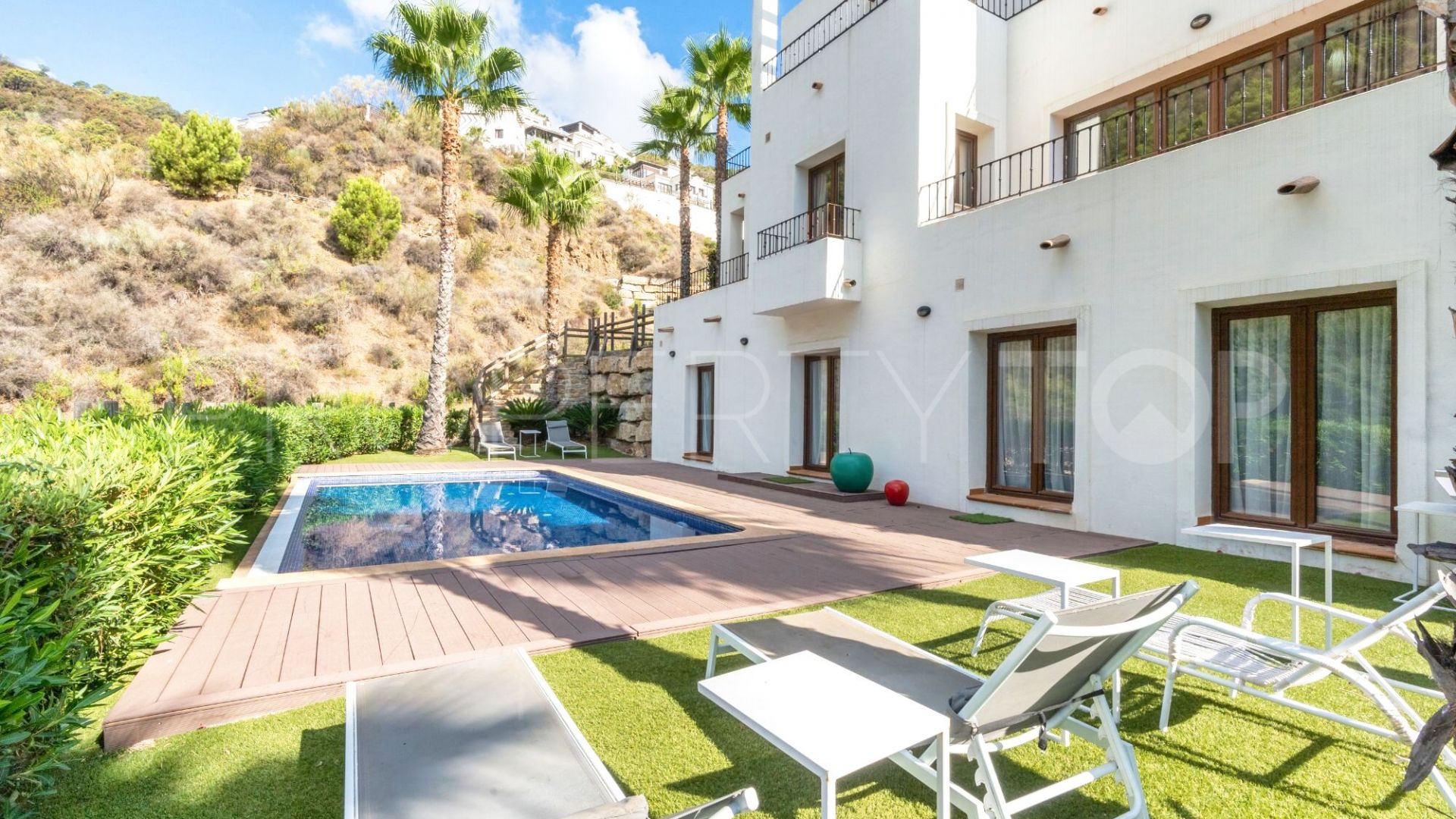 Villa with 4 bedrooms for sale in Benahavis