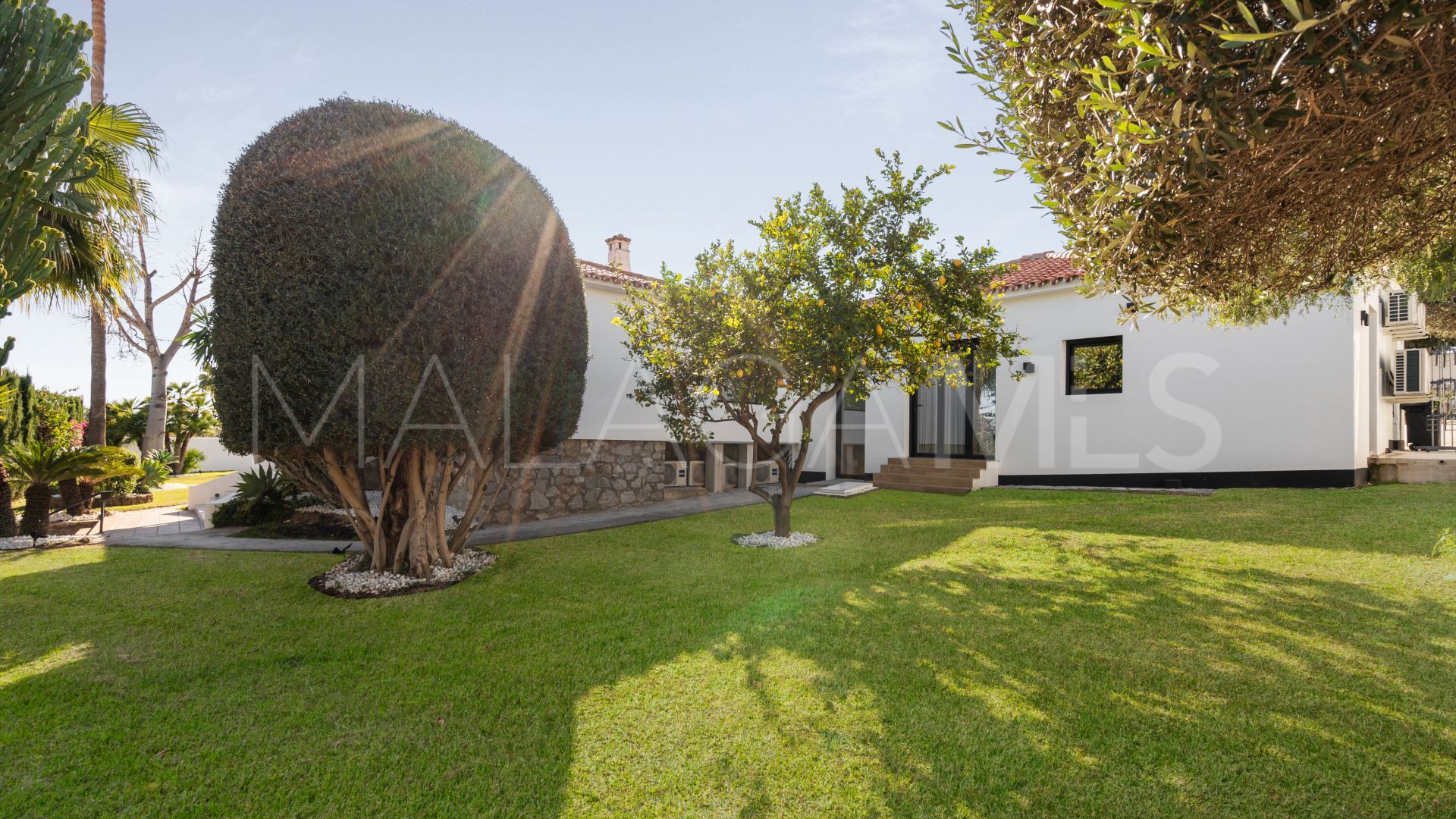 Villa for sale in Marbella Est