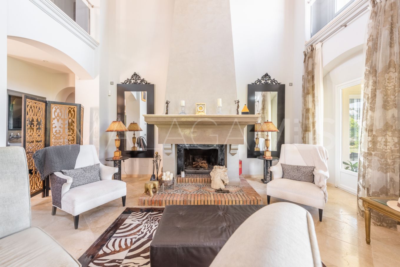 5 bedrooms Benahavis villa for sale