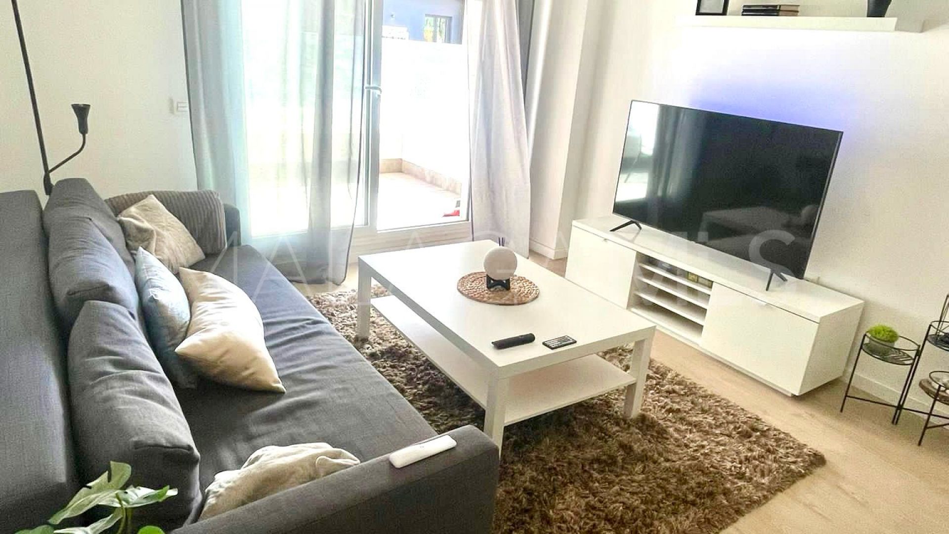 Apartment with 2 bedrooms for sale in Nueva Andalucia