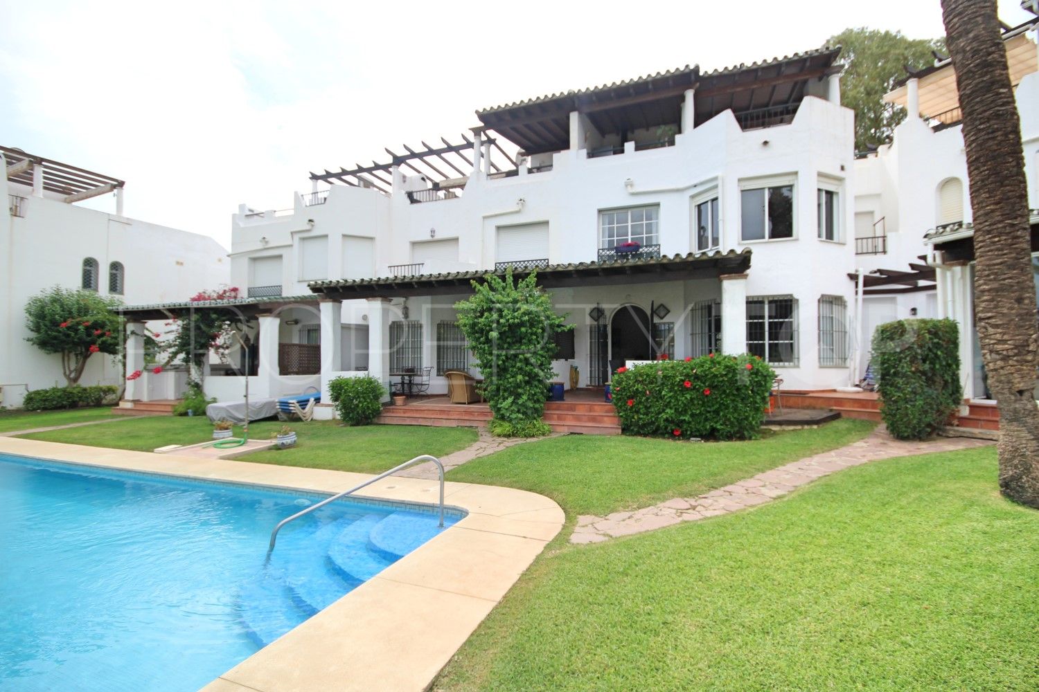 Los Naranjos Golf, villa en venta de 3 dormitorios