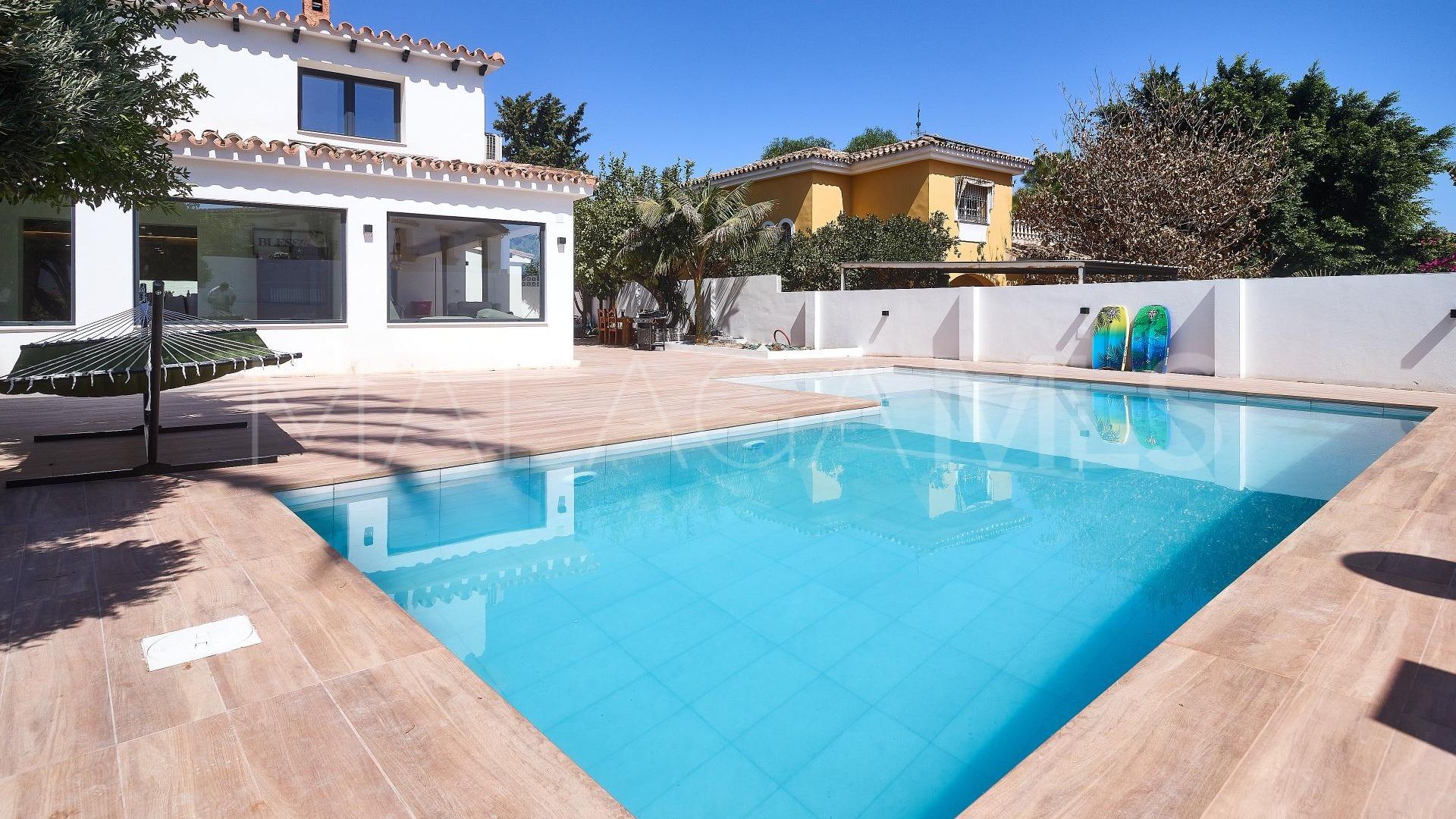 Benalmadena 5 bedrooms villa for sale