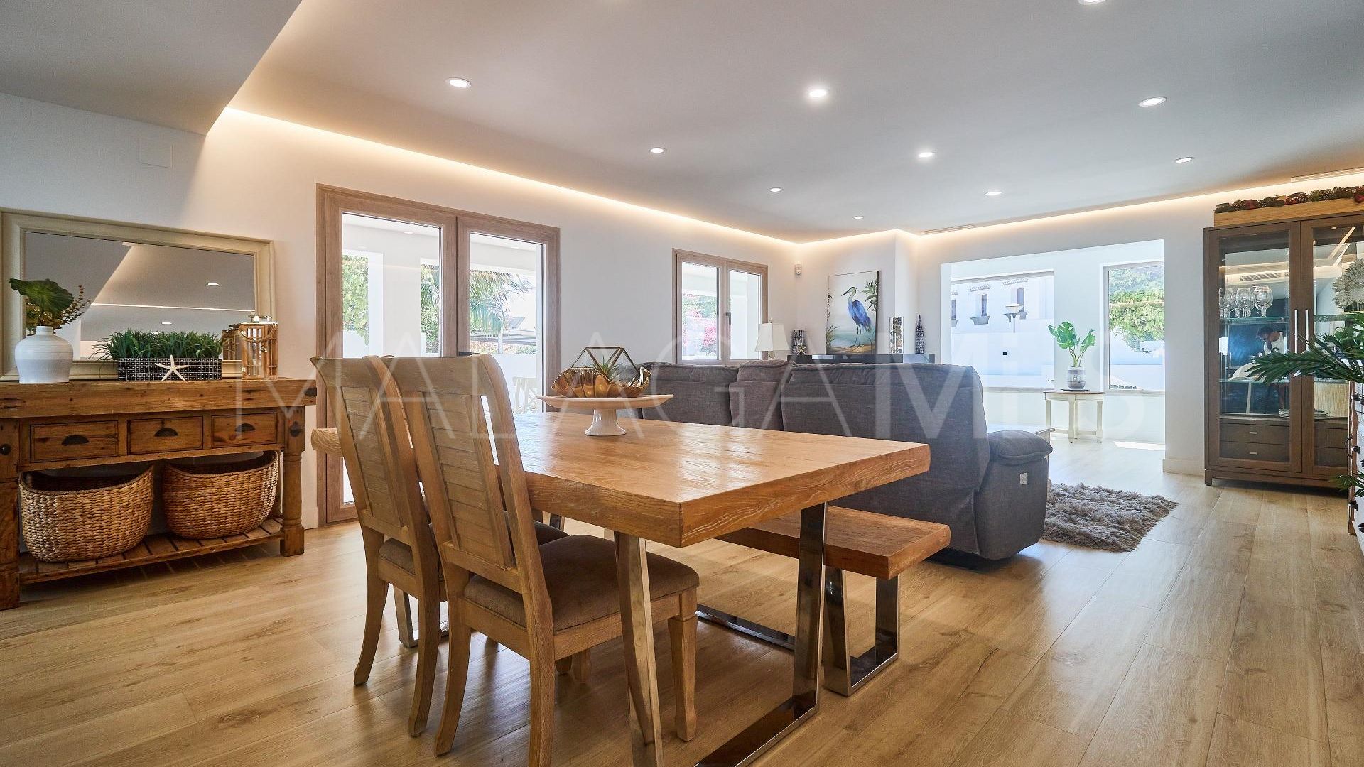 Benalmadena 5 bedrooms villa for sale