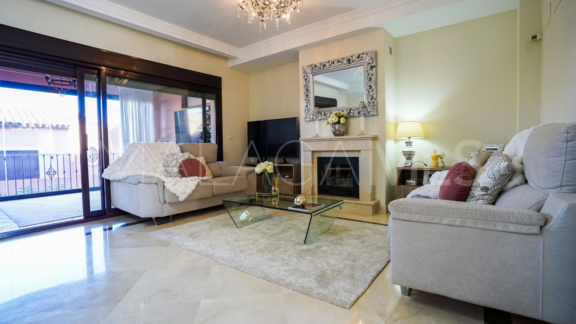 Villa a la venta in Estepona