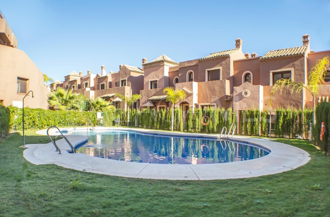 Villa a la venta in Estepona