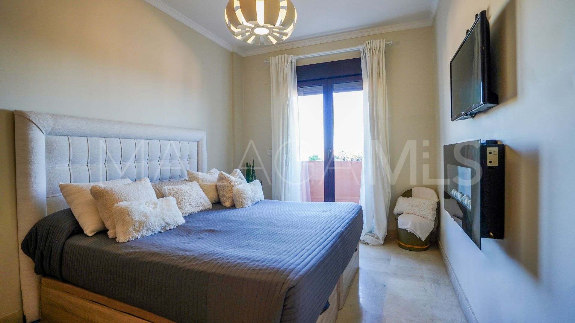 Villa a la venta in Estepona