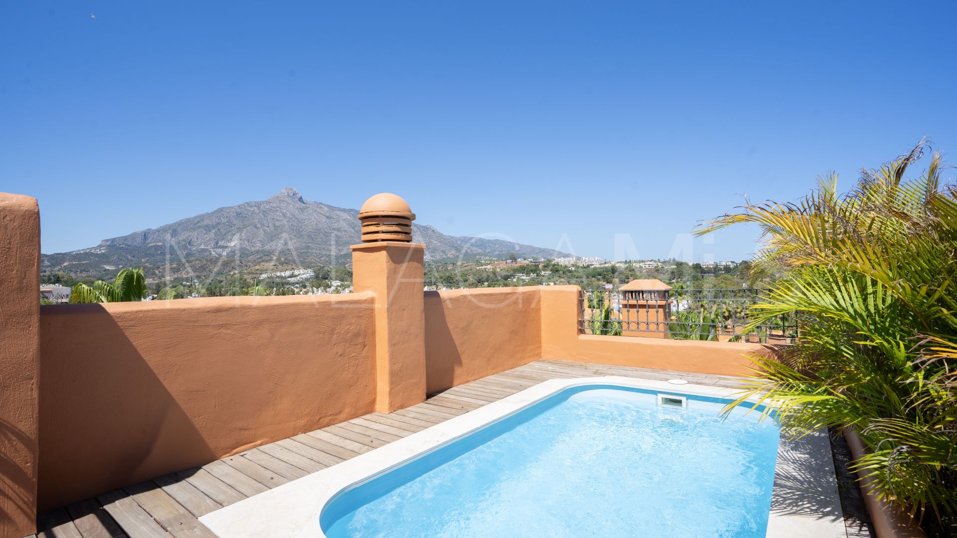 For sale penthouse in Marbella - Puerto Banus