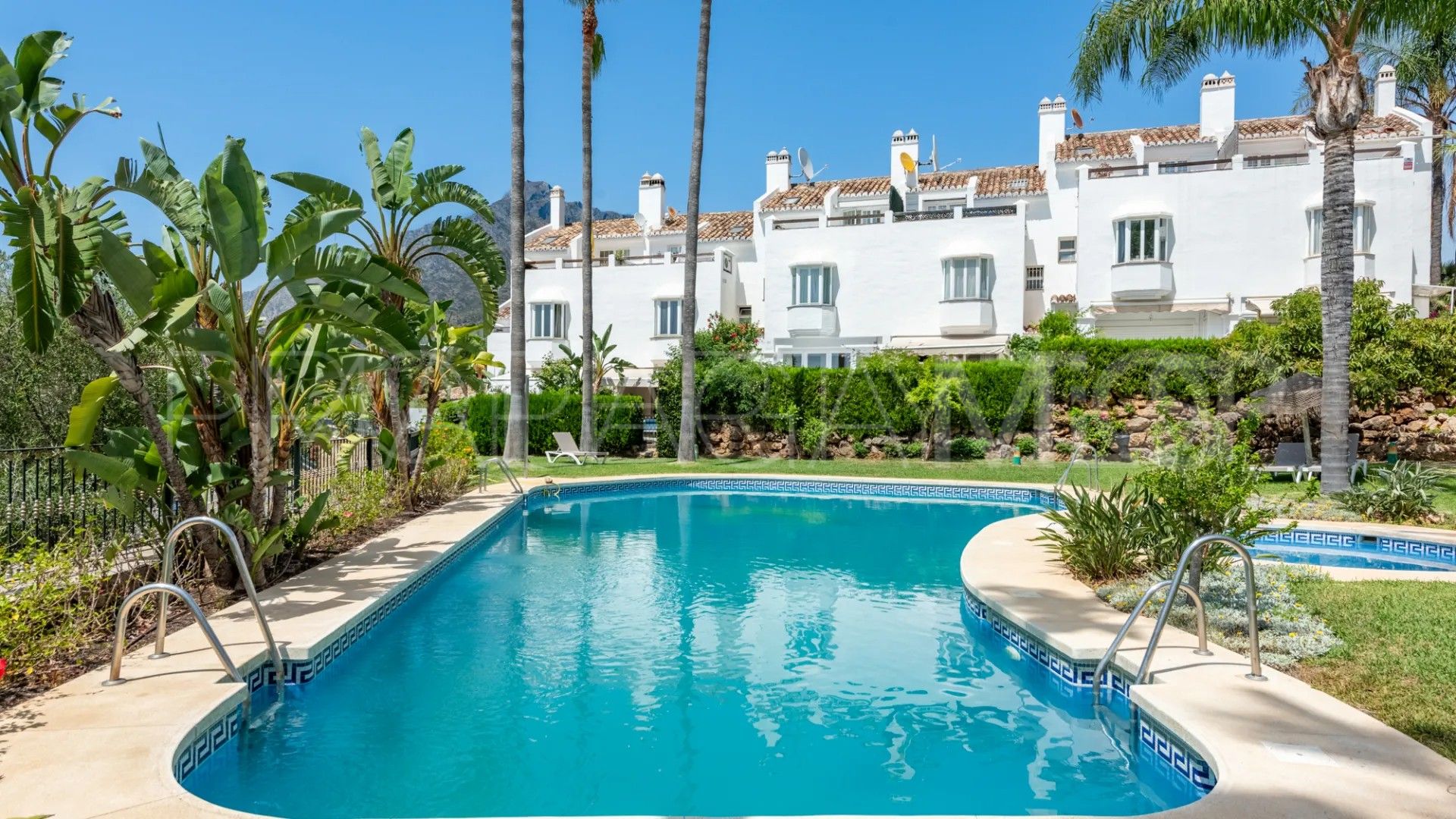 Villa for sale in Marbella Golden Mile