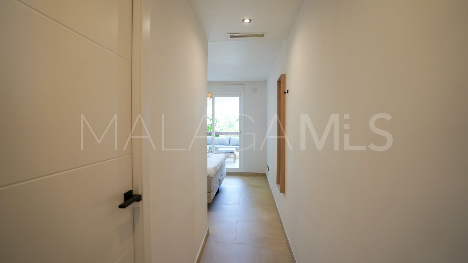 Apartment with 2 bedrooms for sale in Aloha Royal
