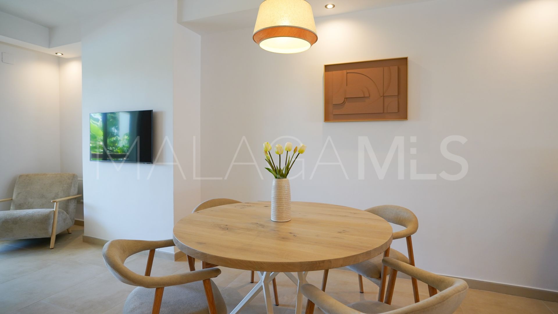 Apartment with 2 bedrooms for sale in Aloha Royal