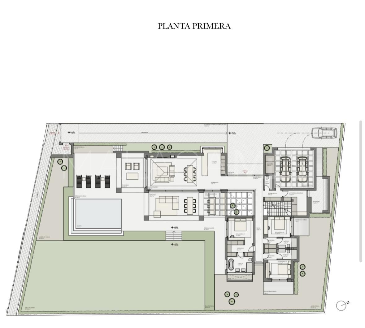 Villa for sale in Estepona