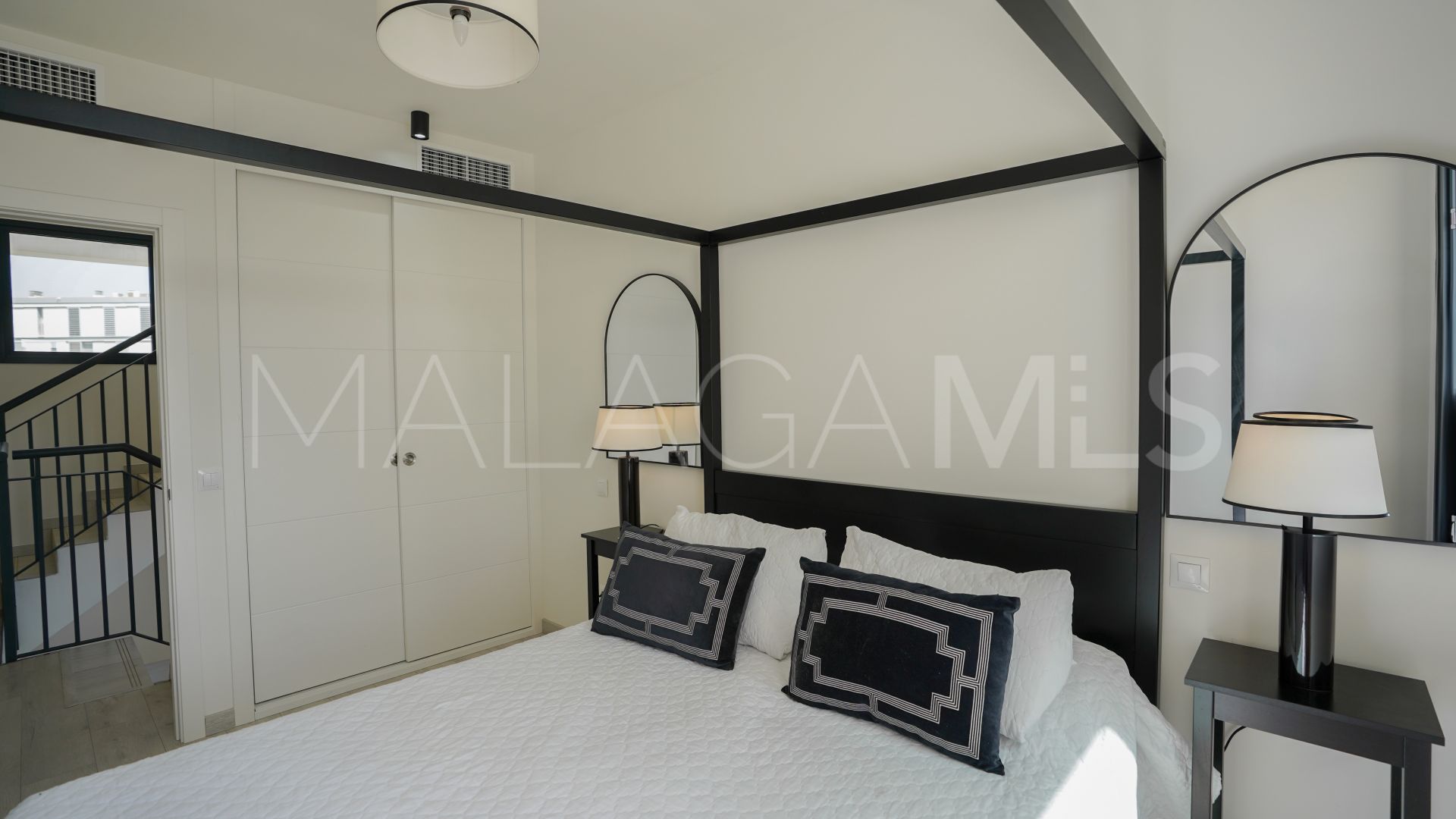 Semi detached house for sale in Manilva with 3 bedrooms