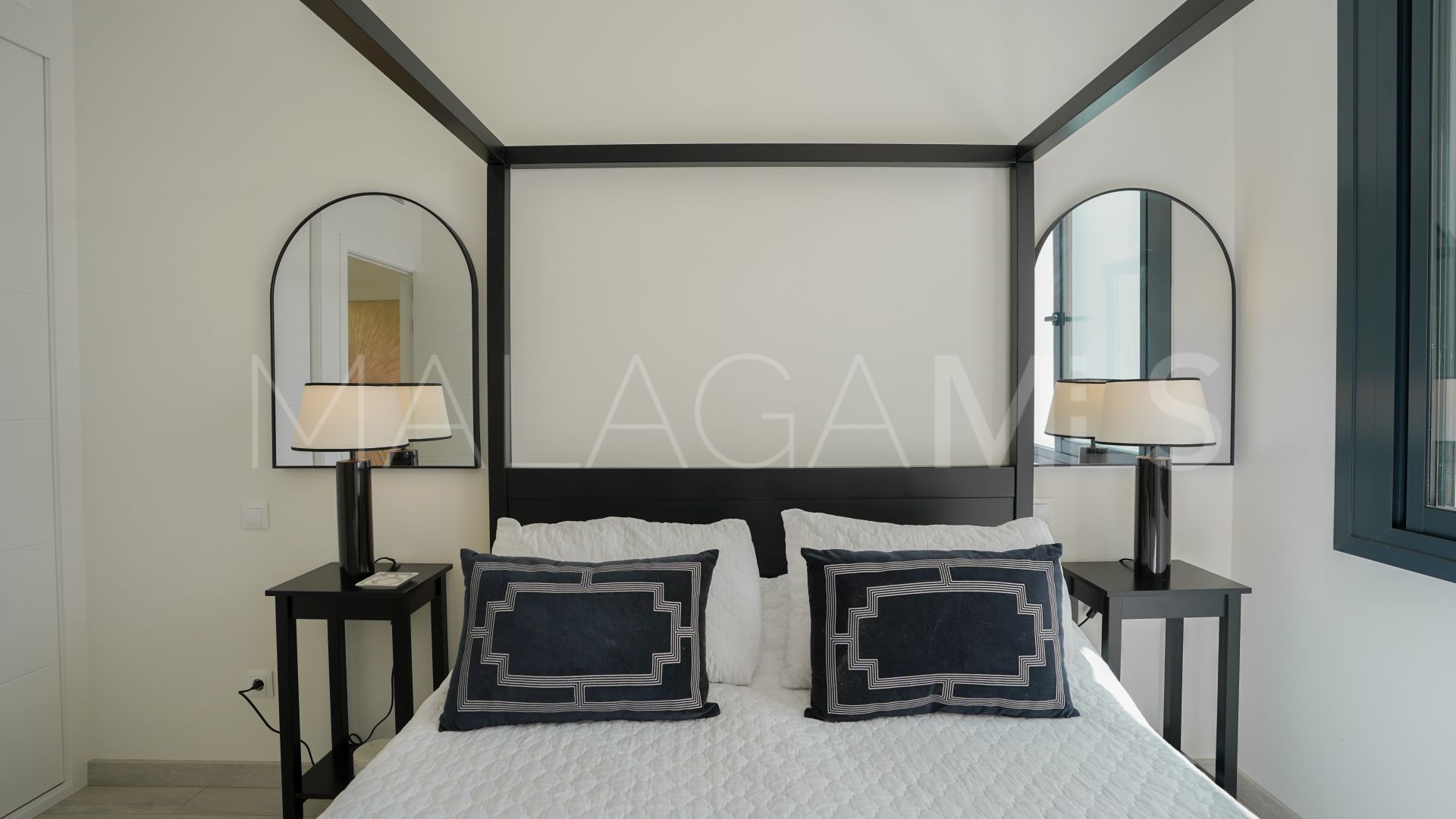 Semi detached house for sale in Manilva with 3 bedrooms