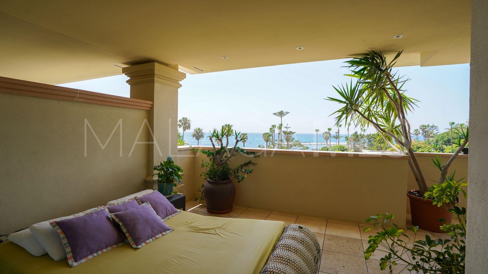 Lägenhet for sale in Marbella - Puerto Banus
