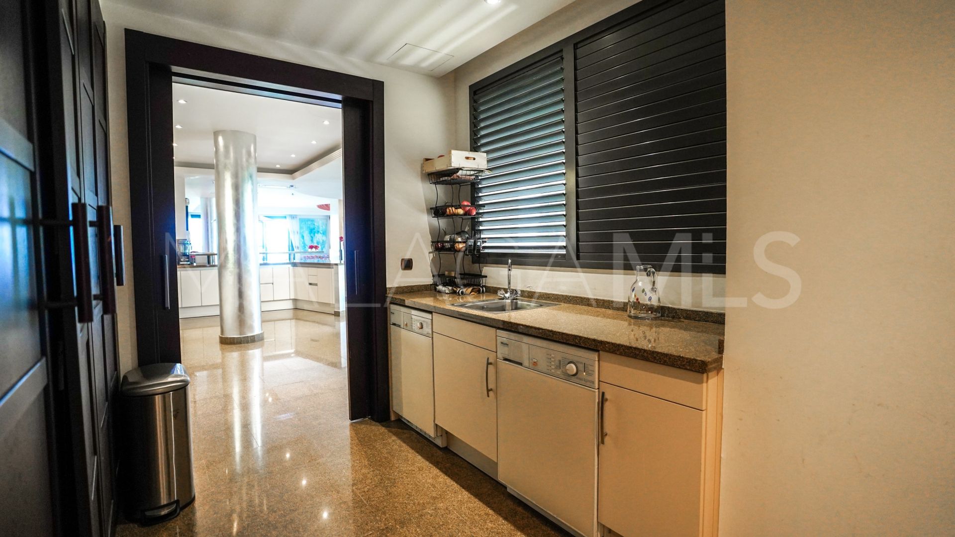 Lägenhet for sale in Marbella - Puerto Banus