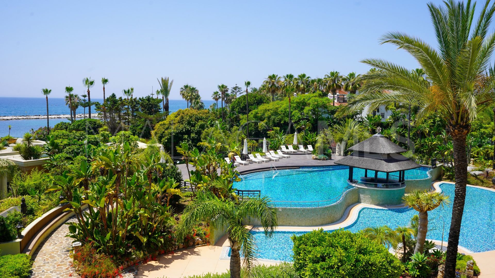 Lägenhet for sale in Marbella - Puerto Banus