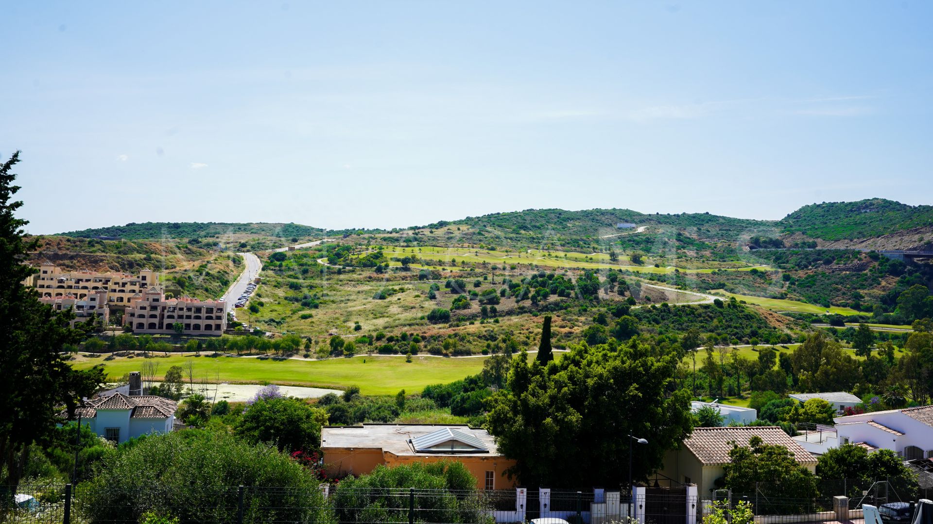 Villa for sale in Estepona