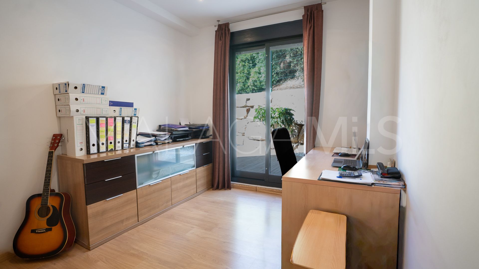 Estepona, apartamento a la venta de 3 bedrooms