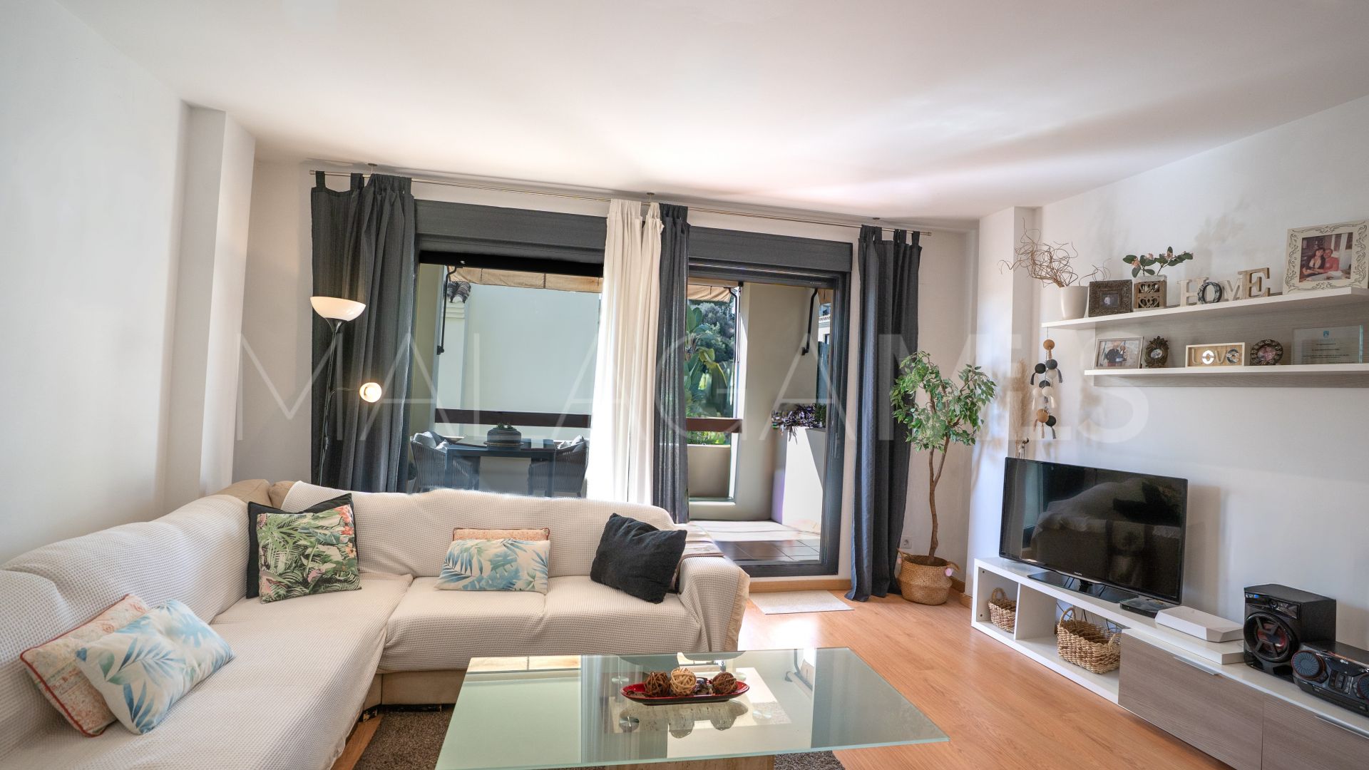 Estepona, apartamento a la venta de 3 bedrooms