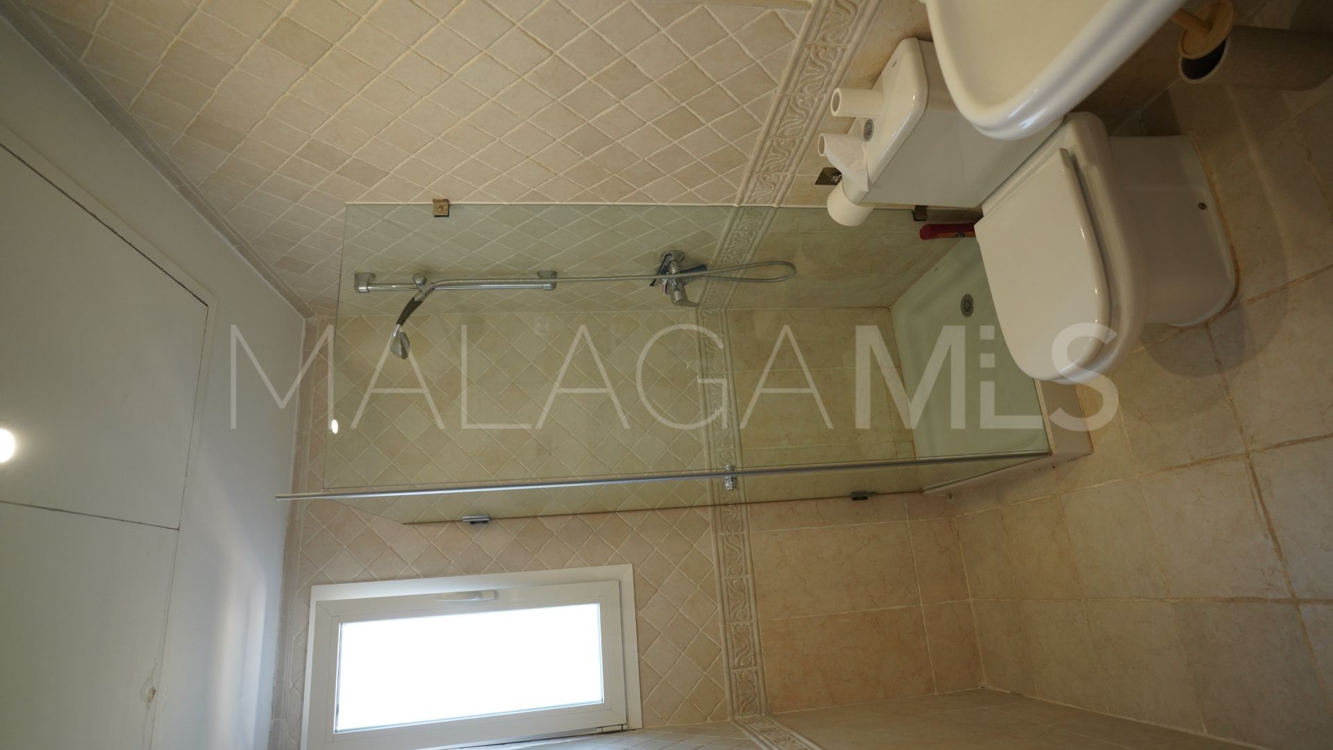 Parhus for sale in Marbella