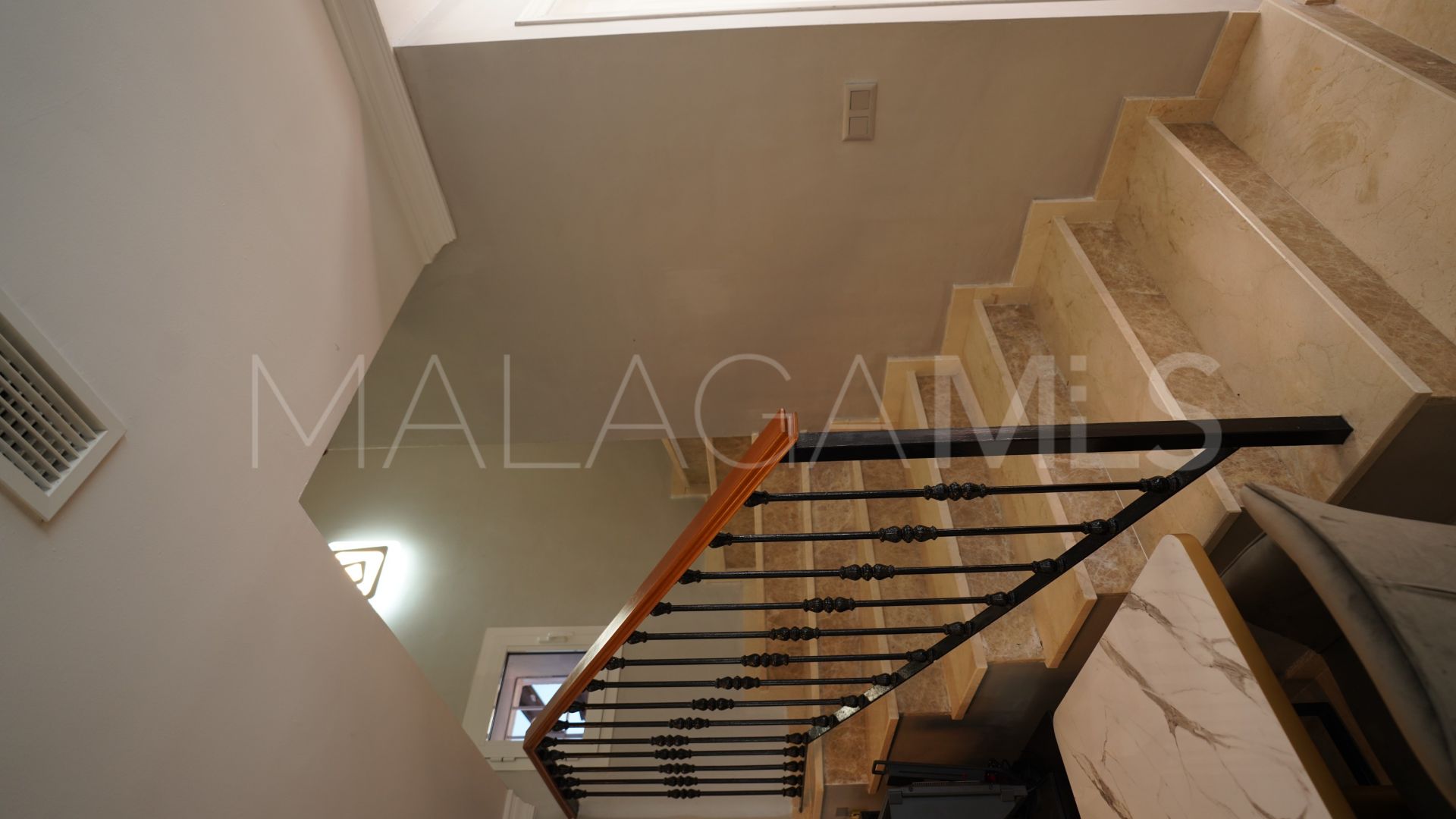 Parhus for sale in Marbella