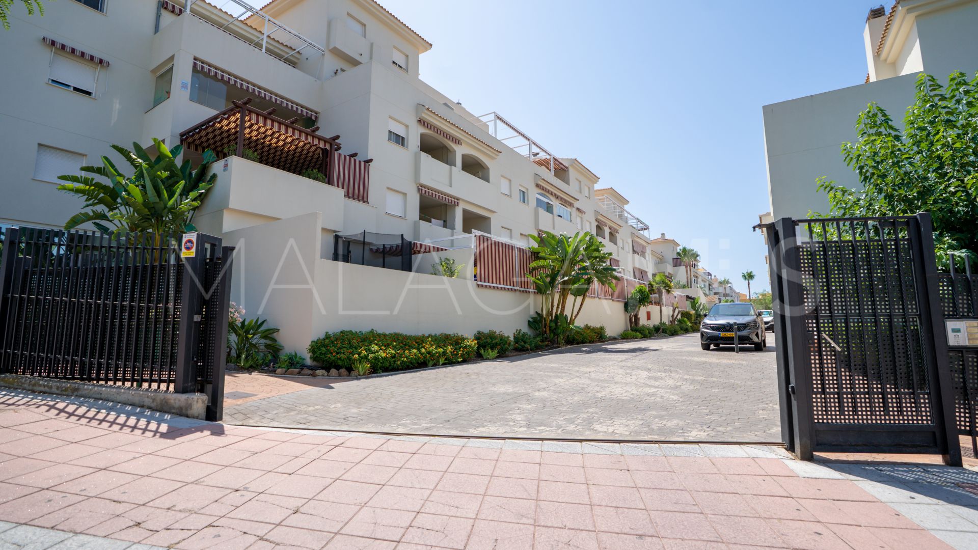 Duplex penthouse for sale in Estepona