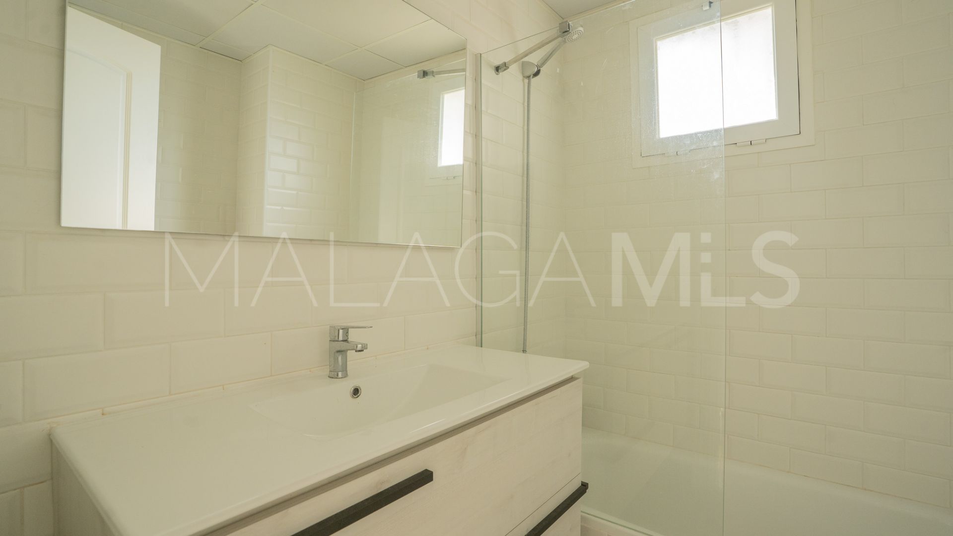 Manilva, apartamento de 3 bedrooms a la venta