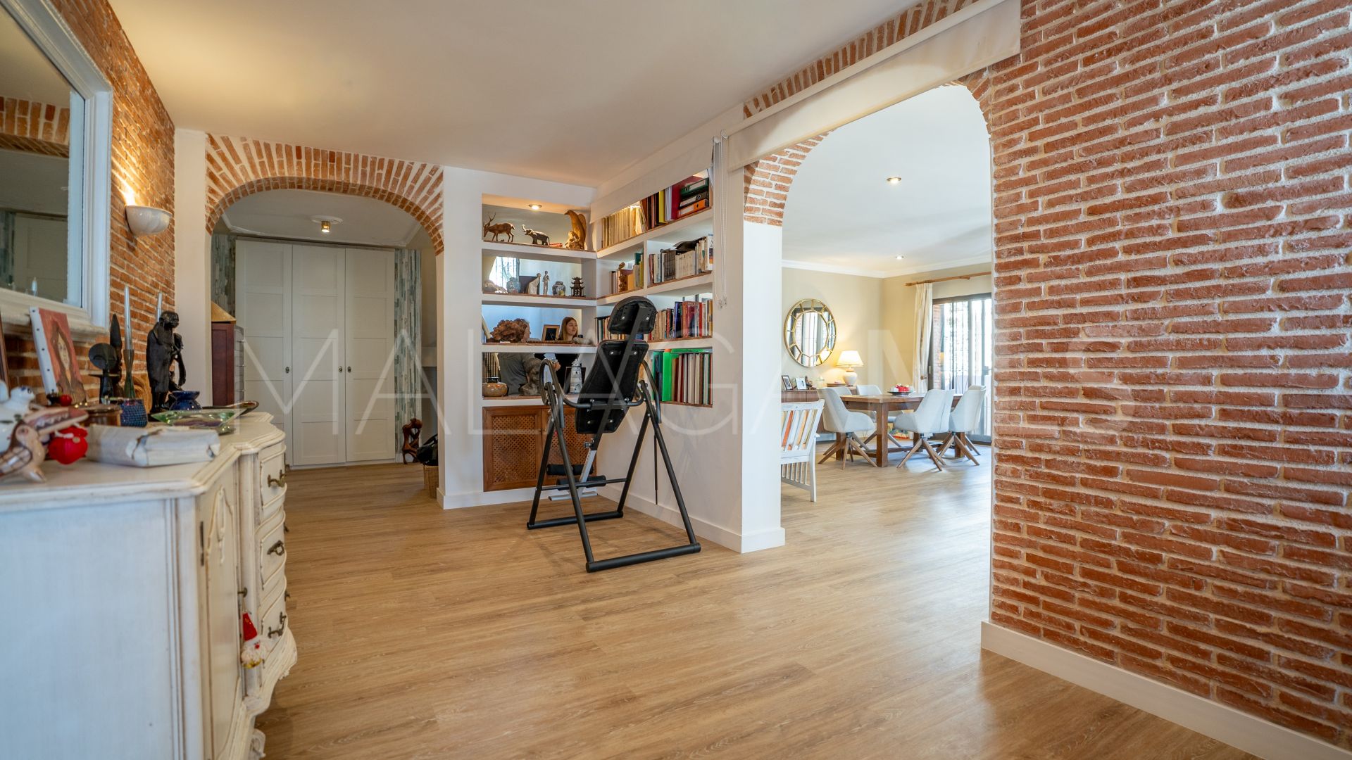 For sale Nueva Andalucia villa