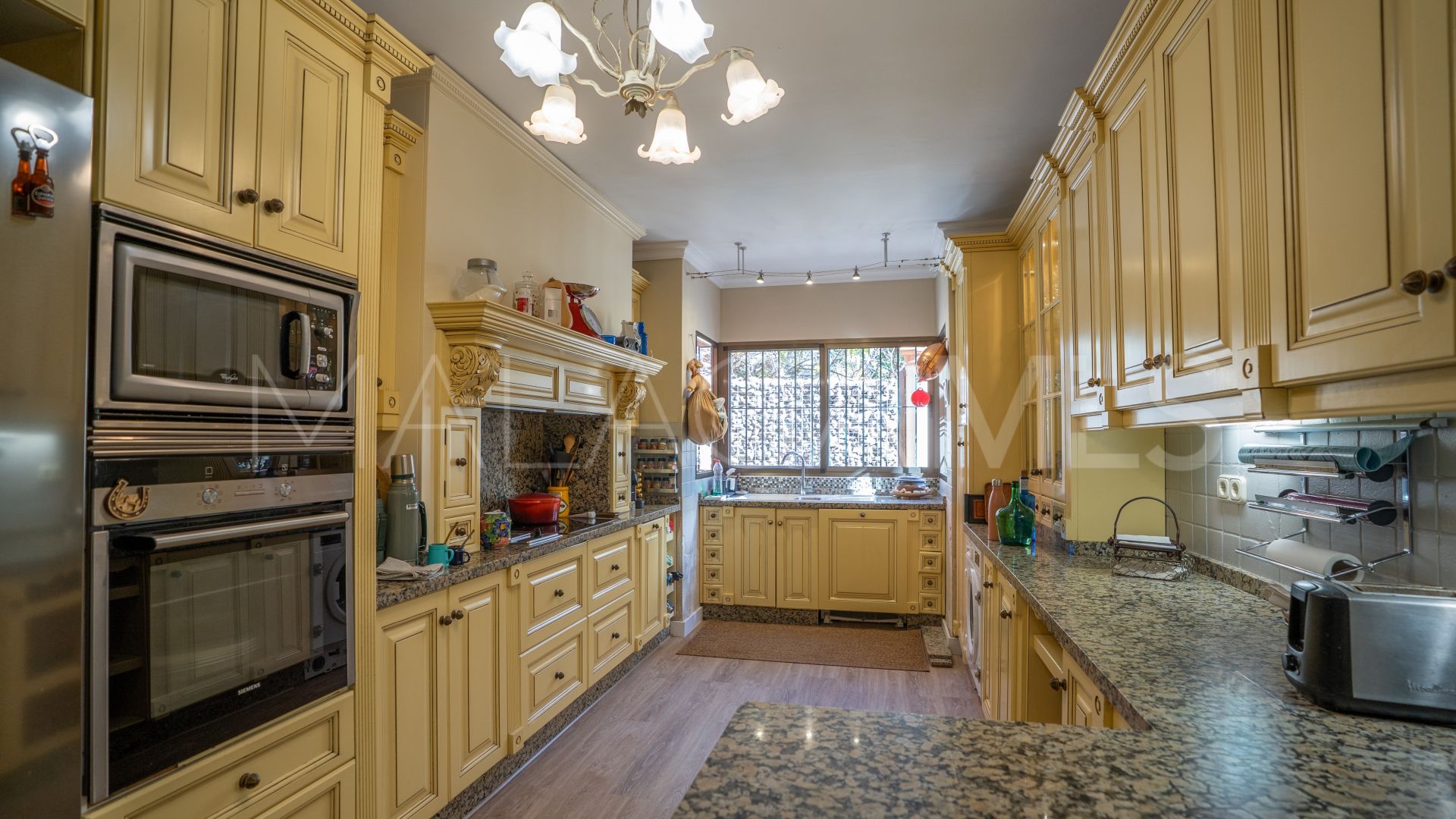 For sale Nueva Andalucia villa