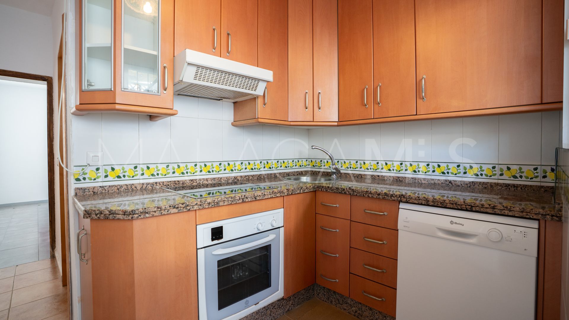 Finca with 2 bedrooms for sale in Marbella