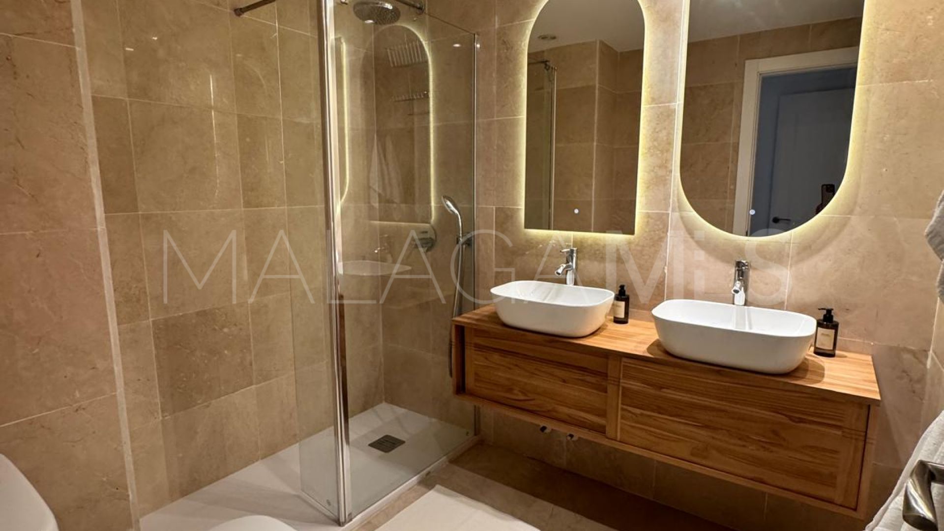 Apartamento a la venta in Marbella de 3 bedrooms